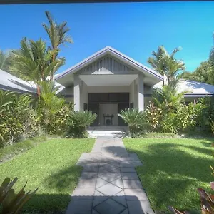 Holiday home Tranquility By The Course, Port Douglas